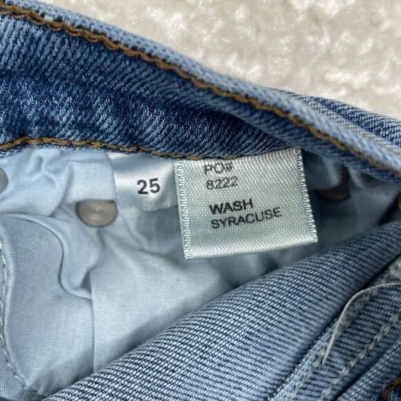 Reformation High Rise Skinny Crop Jean Syracuse Wash - Picture 6 of 13